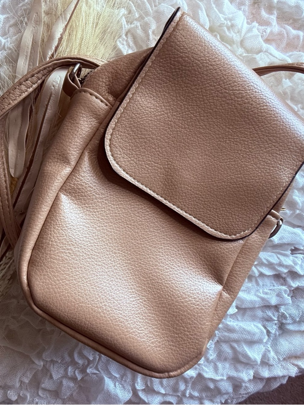 Women's Leather Crossbody Bag - Beige